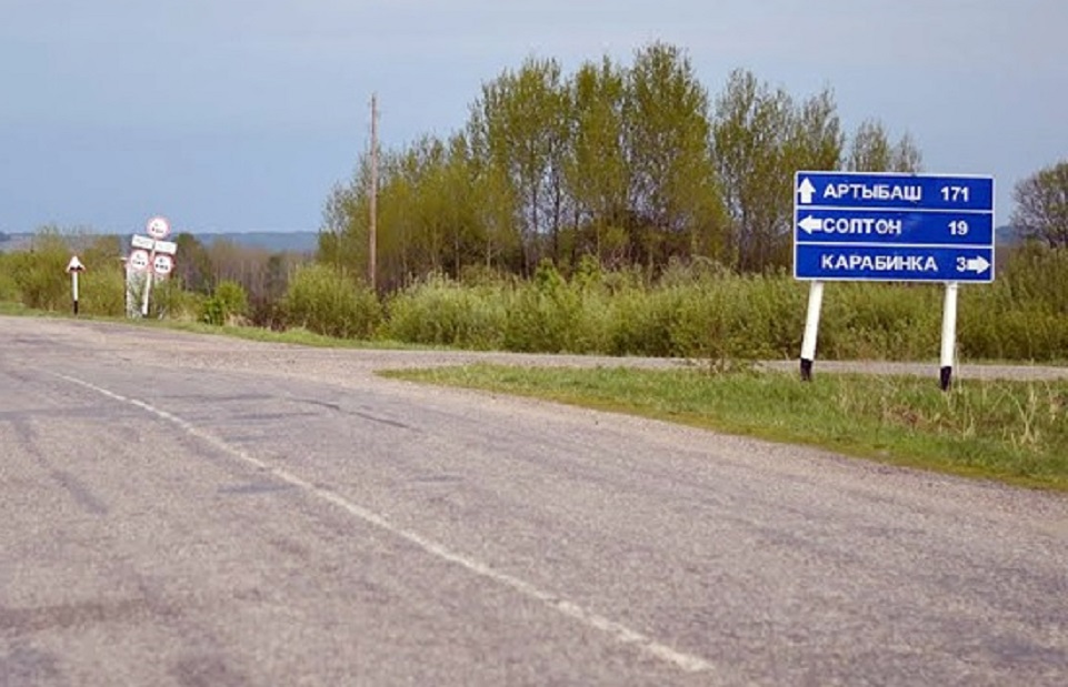 Пьяная жительница Алтая ударила полицейского ногой в нос и убежала